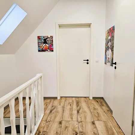 Inselhaus Leipzig Nord - Haus Mit Hof Und Parkplatz