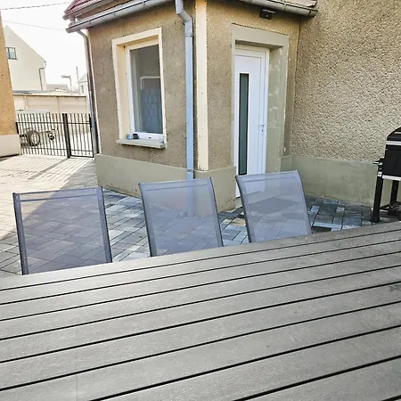 Appartement Inselhaus Leipzig Nord - Haus Mit Hof Und Parkplatz