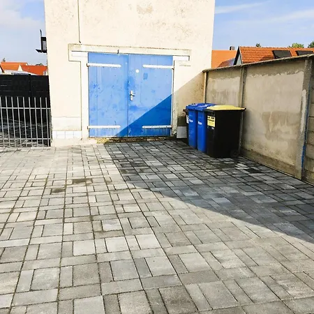 Inselhaus Leipzig Nord - Haus Mit Hof Und Parkplatz *